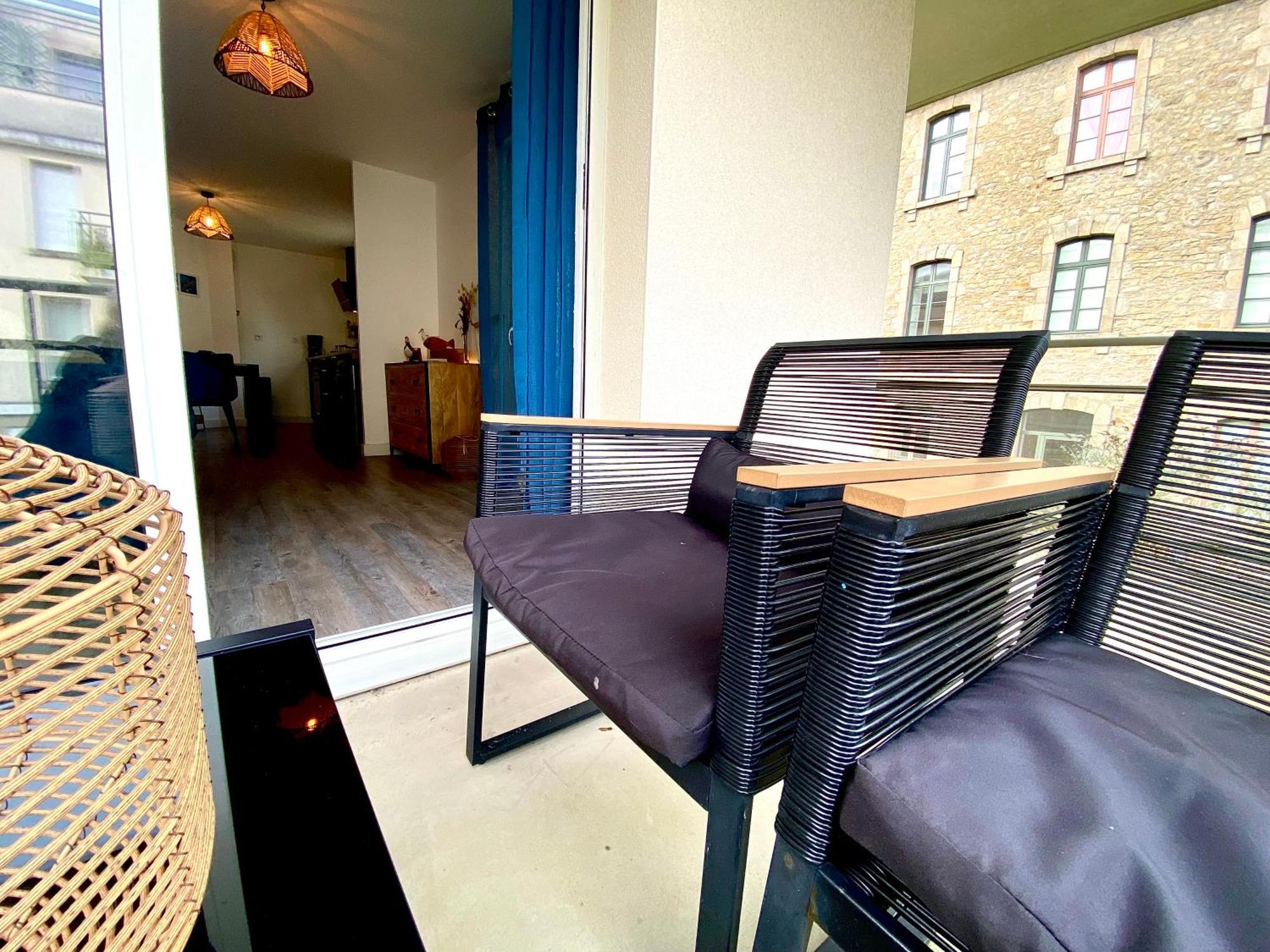 Appartement, Confort, Parking, Terrasse Dinan Exterior photo